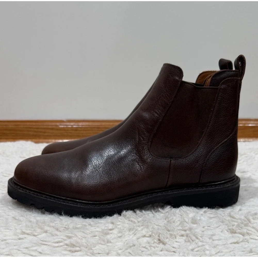 Allen Edmonds Grafton Chelsea Brown Leather Boots Mens 8.5 Weatherproof Lug Sole